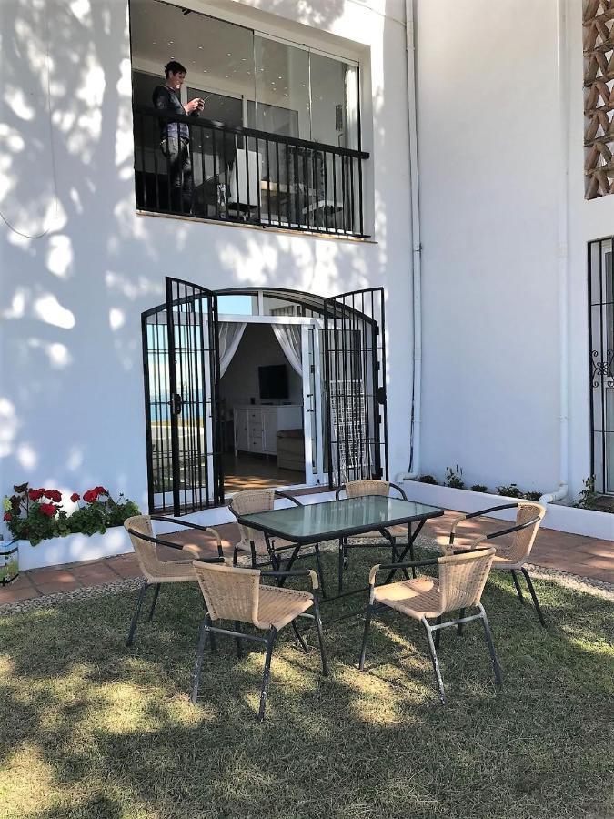 Dona Lola Micaela - Fully Equiped 1 Bedroom Ground Floor Beach Front Apartment With Direct Access To The Beach Of Calahonda - Costa Del Sol - Cs155 Sitio de Calahonda Eksteriør bilde