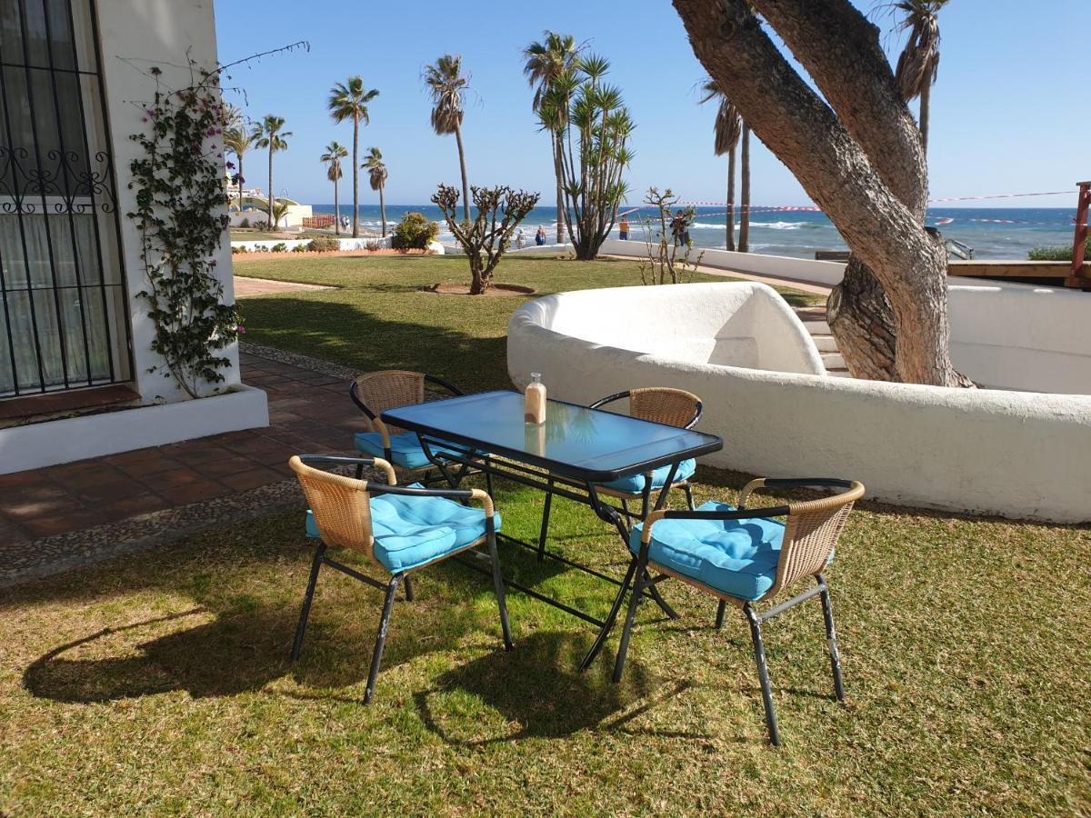 Dona Lola Micaela - Fully Equiped 1 Bedroom Ground Floor Beach Front Apartment With Direct Access To The Beach Of Calahonda - Costa Del Sol - Cs155 Sitio de Calahonda Eksteriør bilde